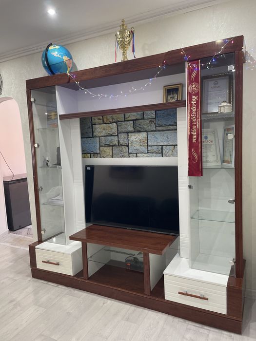 Стенка с тумбой под телевизор