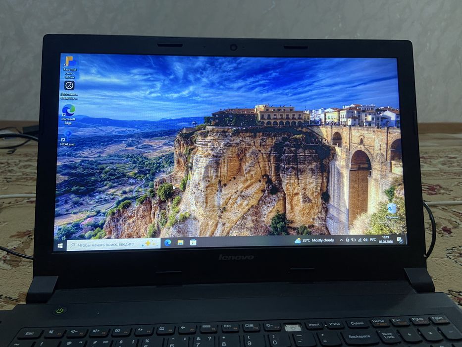 Продаю ноут Lenovo б/у срочно