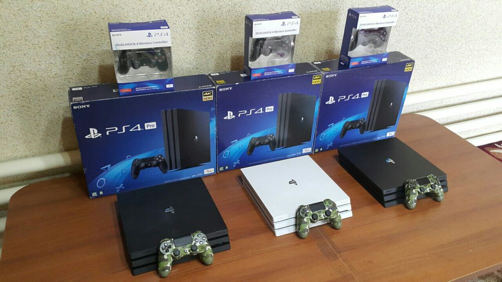 Playstation 4 PRO { 4K } HDR. 1.TB. + Bonus Top GAMES.