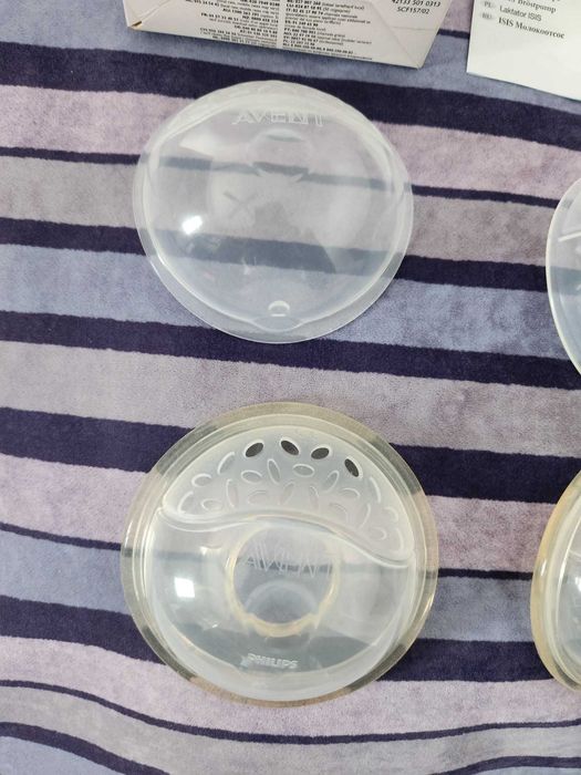 Силиконови колектори за кърма + помпа за кърма – комплект