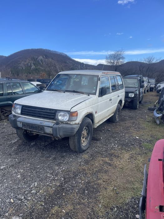 Мицубиши Паджеро 2.5 за части