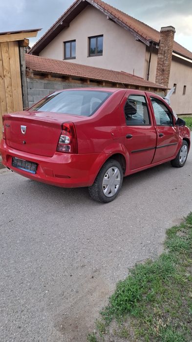 Vând sau dezmembrez Dacia logan  an 2010