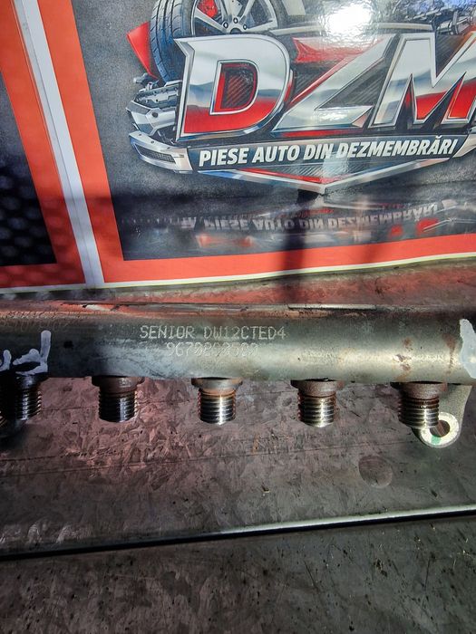 Rampa injectoare Land Rover Freelander 2 motor 2,2 diesel 224DT