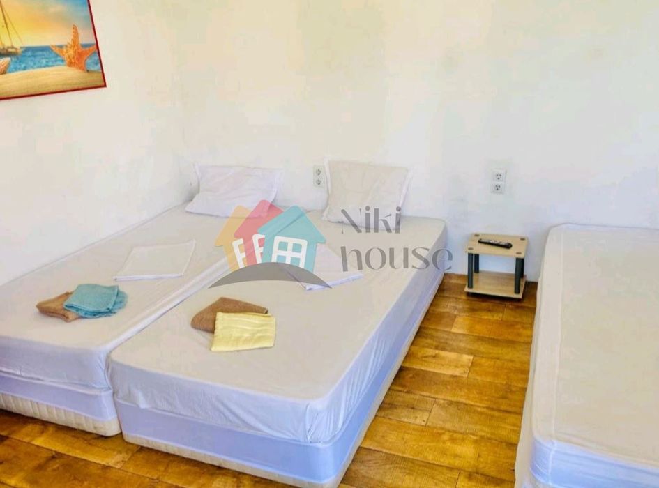 Къща в Варна, област-гр.Бяла площ 450 цена 350000