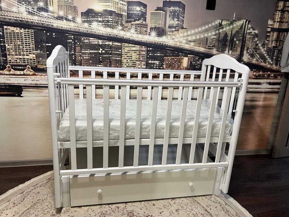 Срочно продам кроватку