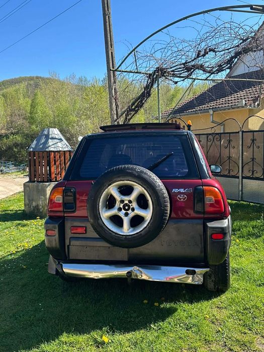 Vând Toyota rav 4