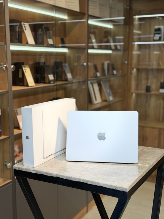 MacBook Air M4 256GB | PhoneLab