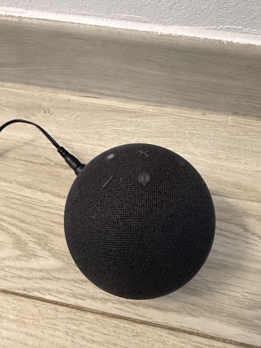 Amazon Alexa Echo Dot 5