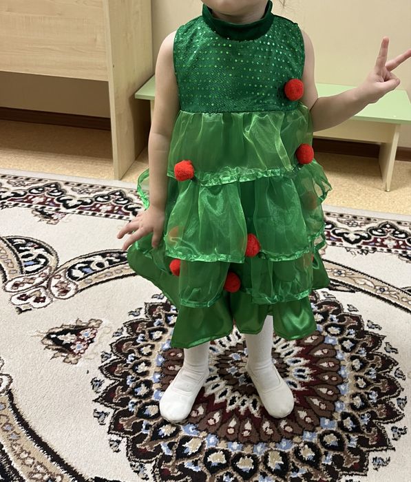 Продается елка платье 3.500 тг