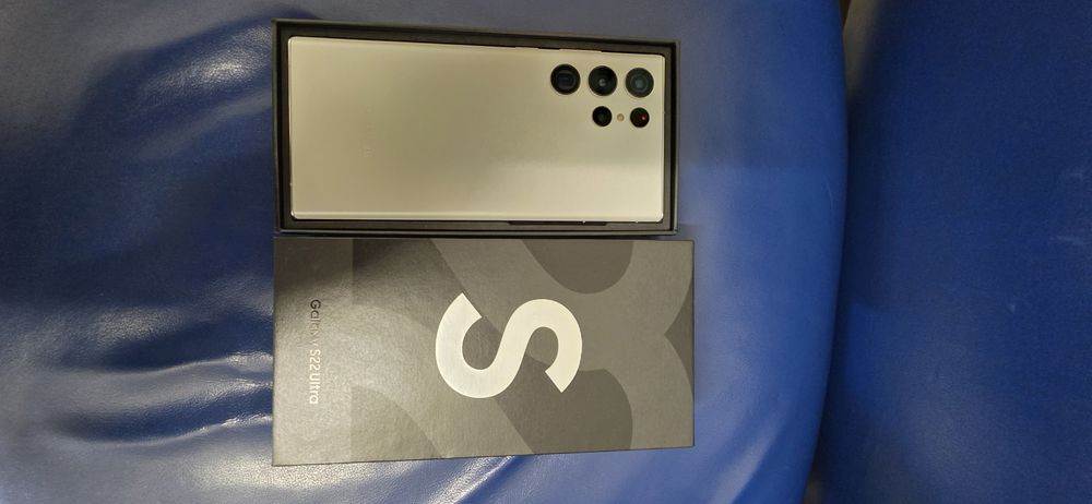 Samsung S 22 Ultra  Phantom White
