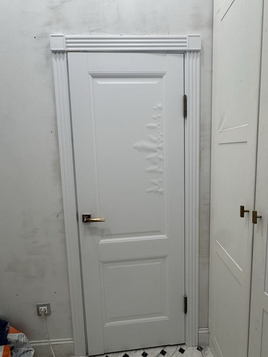 Двери б/у межкомнатные