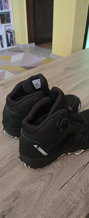 маратонки Adidas Cloudfoam