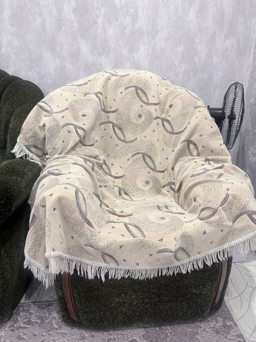 Продаются 2 кресла