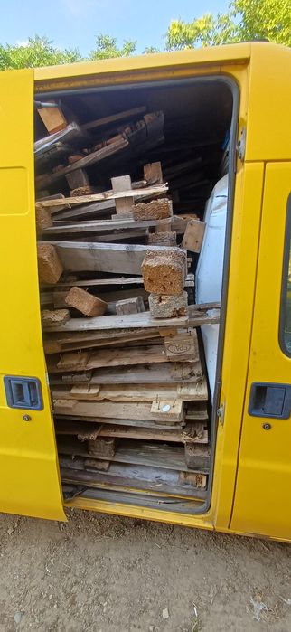 Продавам дъски за огрев