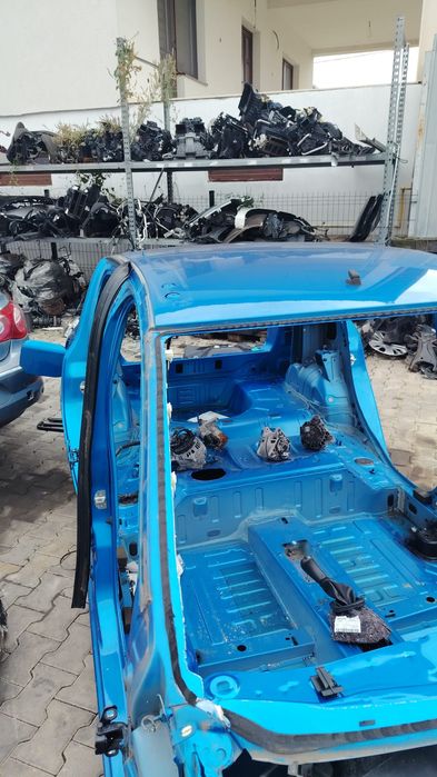 Pavilion Dacia Sandero Stepway an 2013-2020