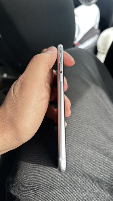 iPhone S 6 hamma joyi ishlidi momosi yo