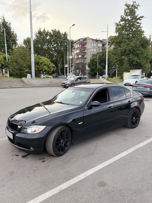 Продава се БМВ Е90 335Д
