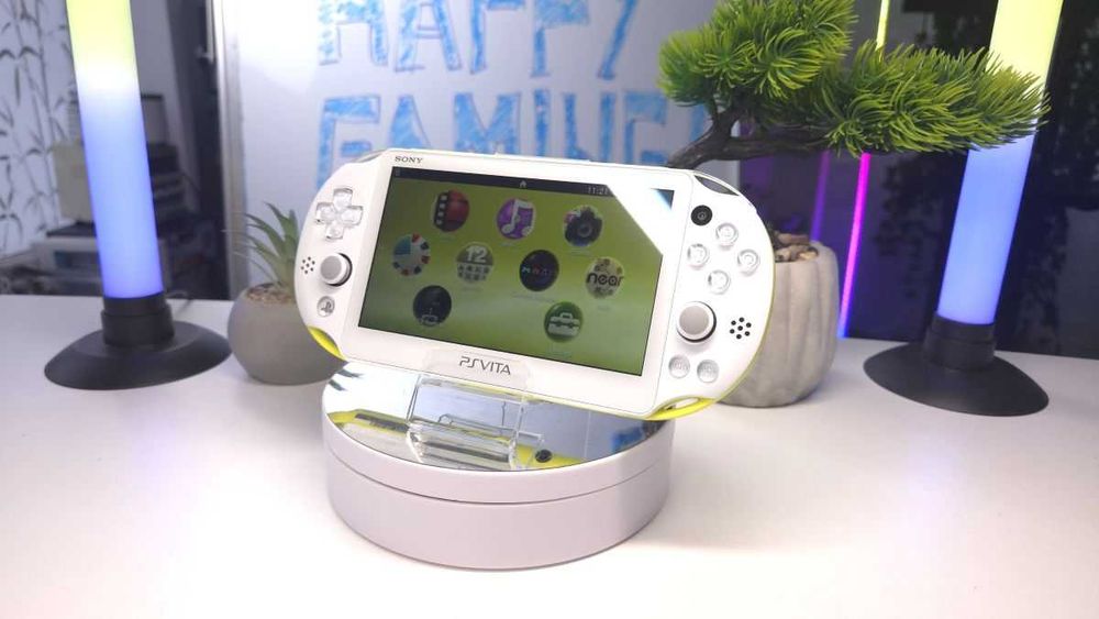 Sony PlayStation Vita Slim 2000 Lime Green – Japan Premium, Modată, 64GB