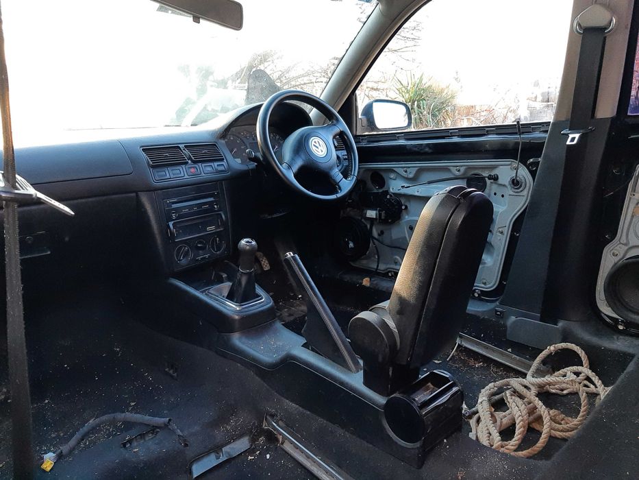 Фолксваген Голф 4 бензин дясна дирекция на части