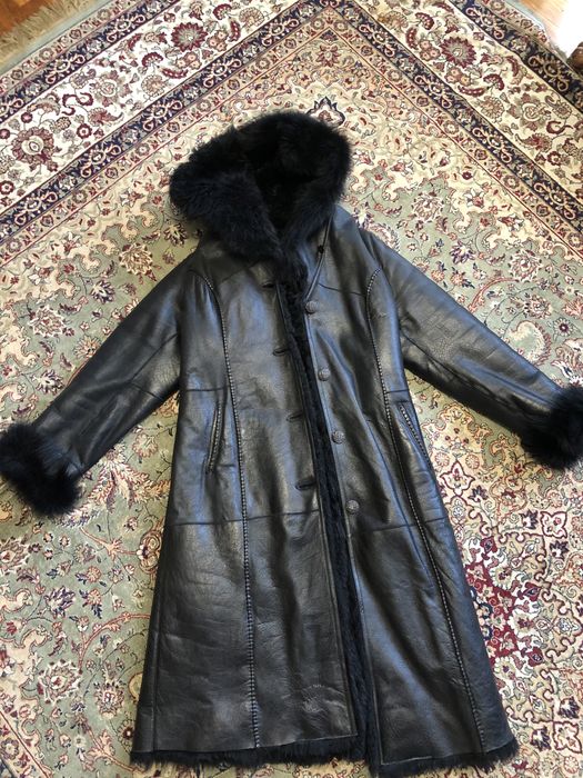 Дубленка натуральная продам срочно