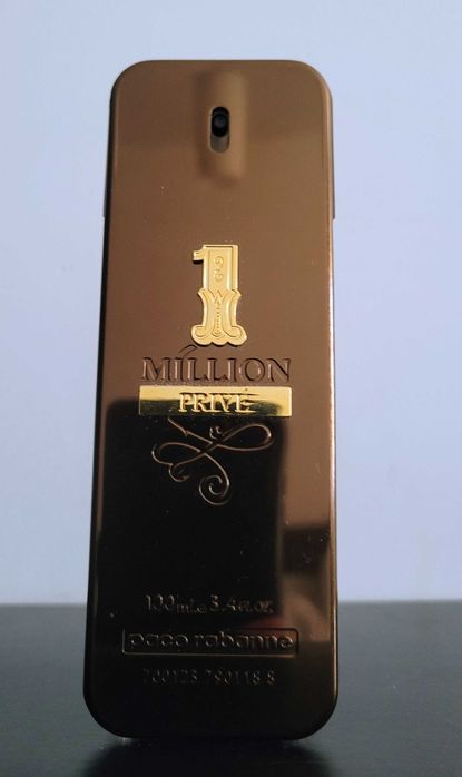 Terre d'Hermes Eau Tres Fraiche, Versace Pour Homme, One Million Privé, Versace Eros, Boss Bottled Intense, Histoires de Parfums 1899, Oud Noir