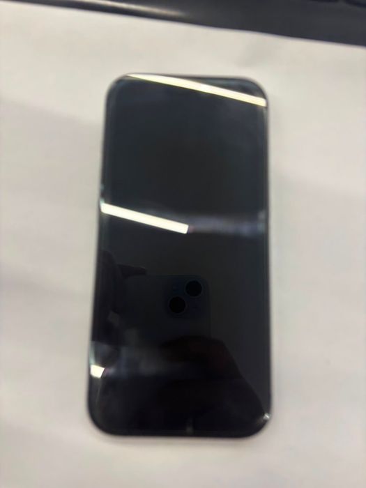 срочно продам iphone 17 256
