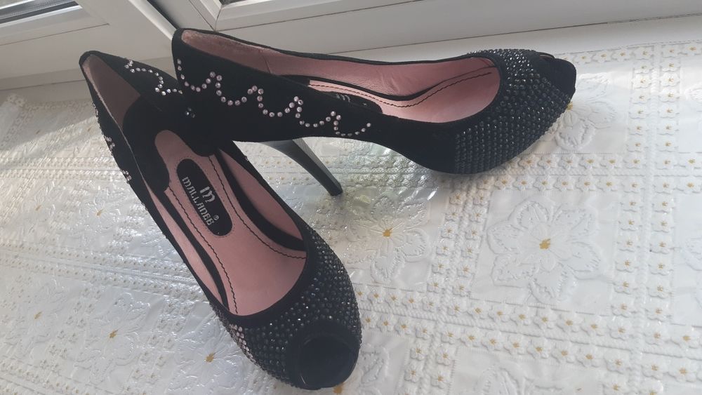 Женские туфли вечерние