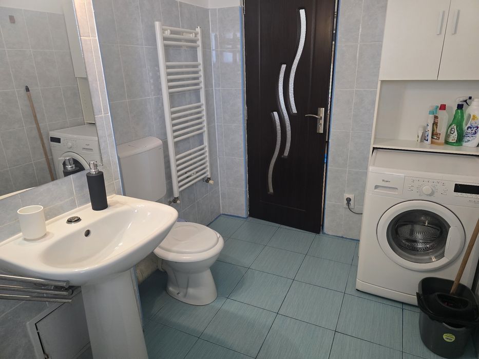 Închiriez apartament Apahida zona centrala