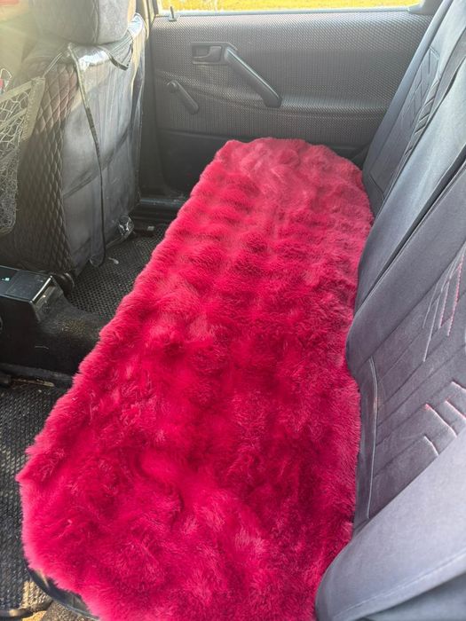 Чехлы меховые в машину