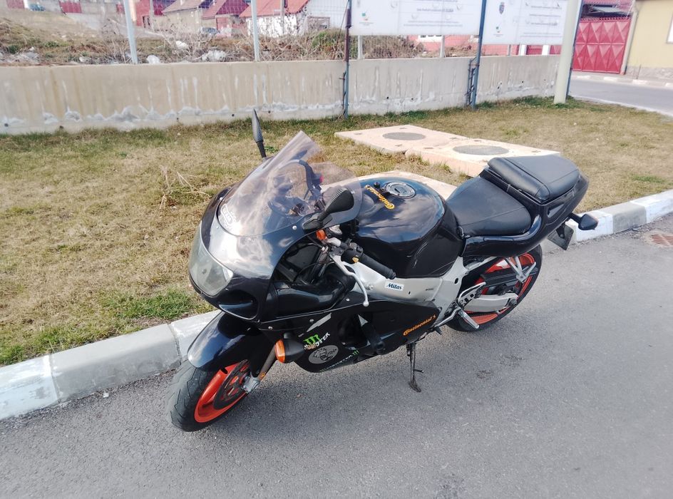 Suzuki GSX-R600 SARAD