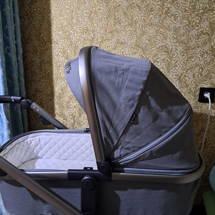 Продам коляску детскую
