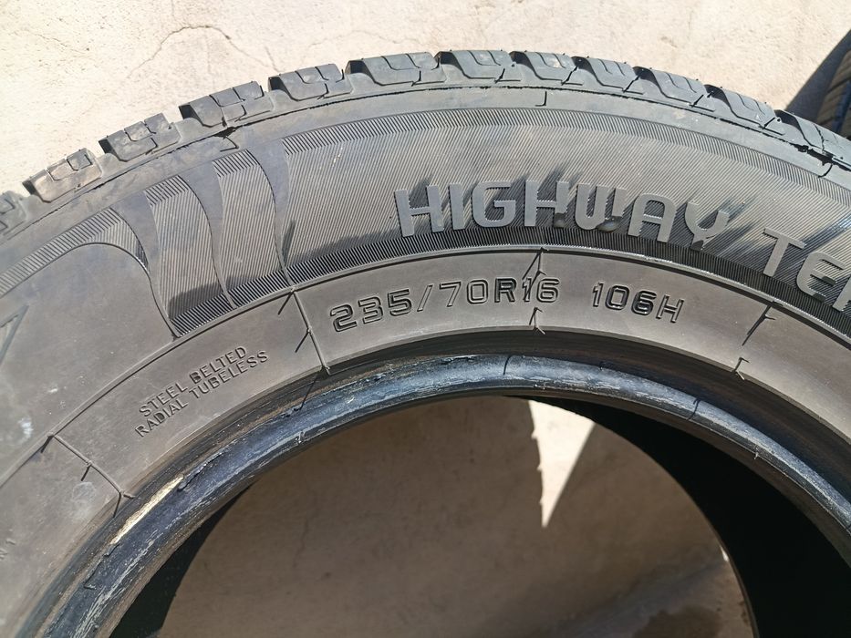 Шины  235 /70 /16