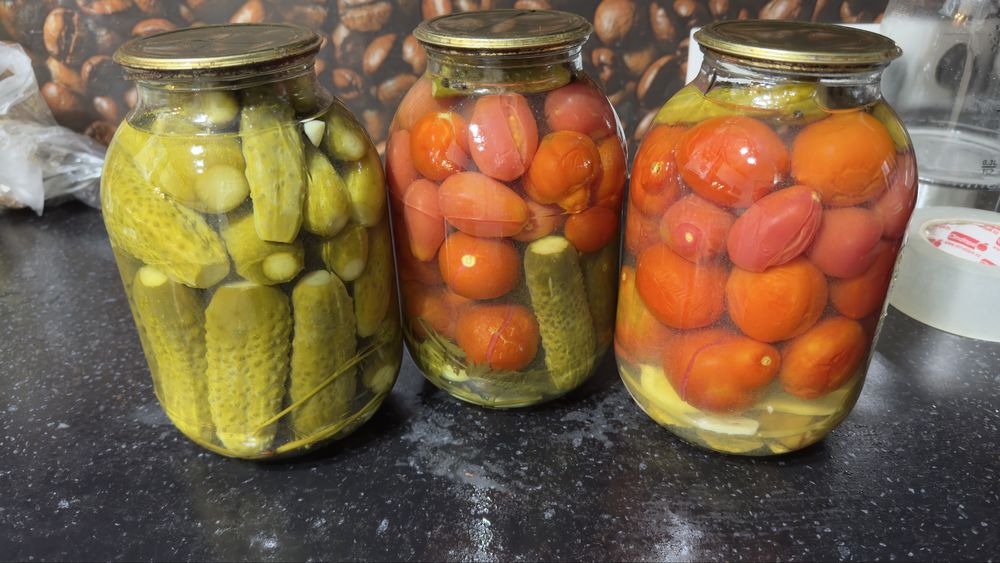 Огурцы помидоры