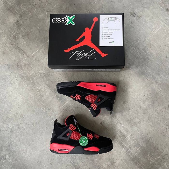 Air Jordan 4 Retro “Red THUNDER”