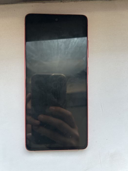 Samsung 20fe Б/у