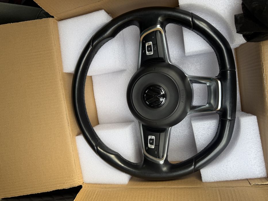 Продам руль от поло седан бу