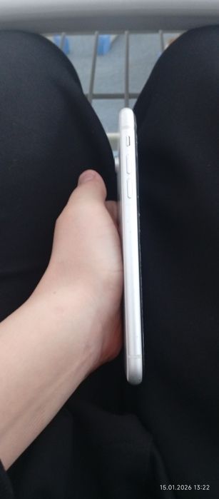 Vând iPhone xr merge perfect original