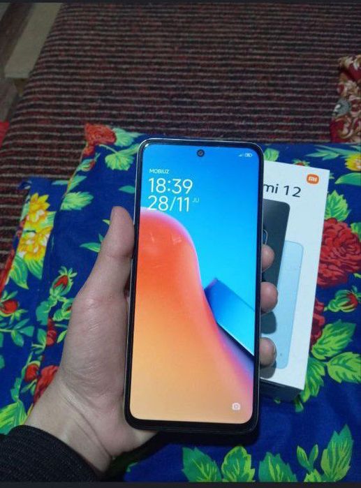 Redmi 12 sotladi 256 gb holati yaxshi