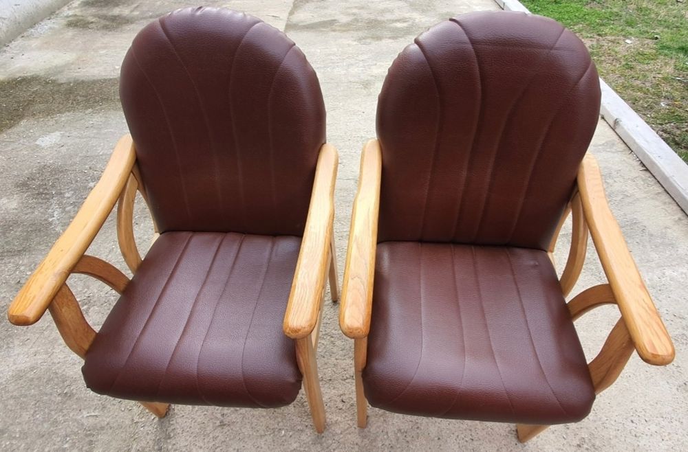 Scaune piele cu cadru din lemn masiv