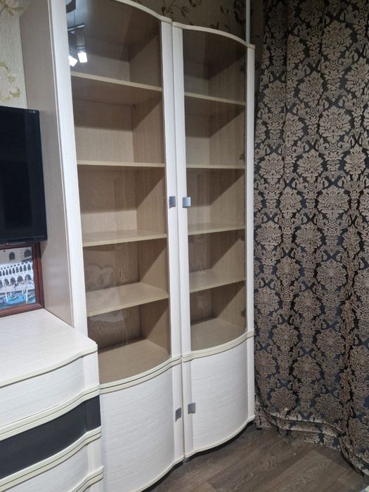 Продается ШКАФ доя спальни!