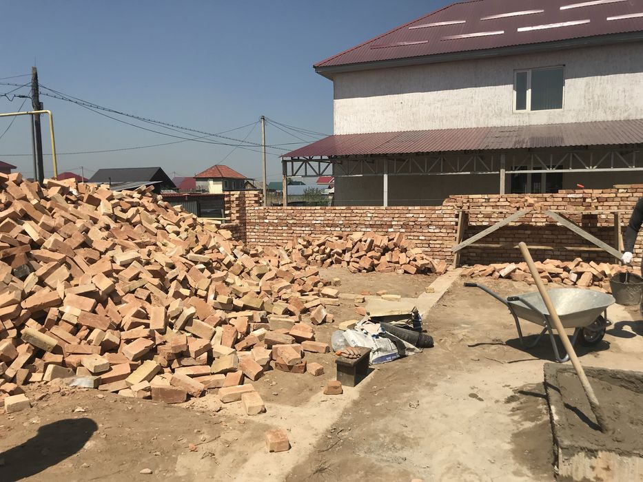 Красный кирпич жженый