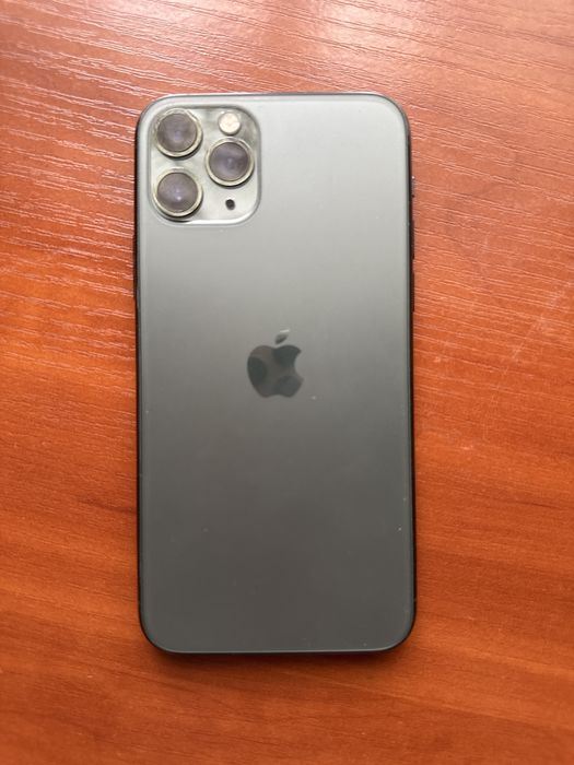 iPhone 11 Pro midnight green
