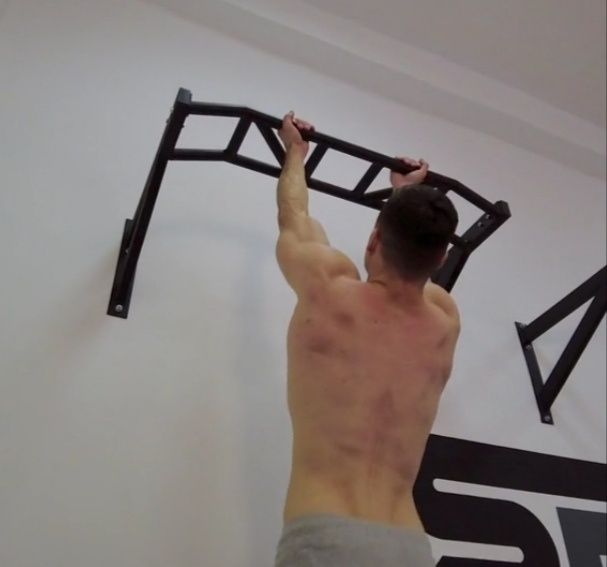 Турник настенный Мултихватом профессиональный