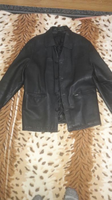 Мужская кожанная куртка.