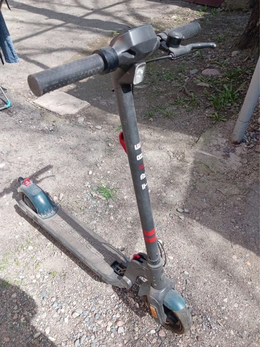 Электро самокат TRIBE