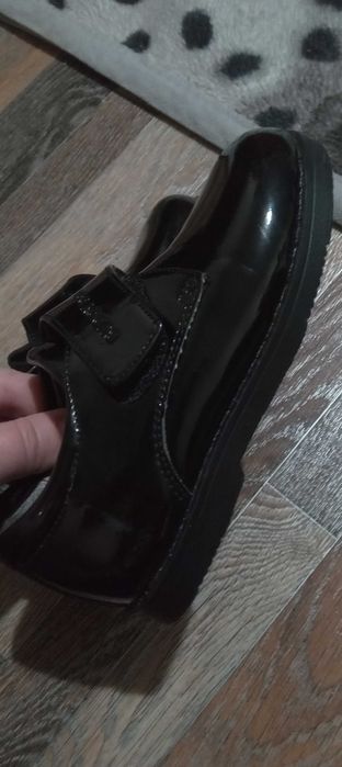 Туфли почти новые за 2000