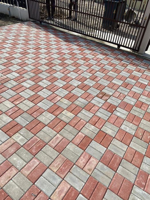 Montaj pavele bordura Rigola gazon