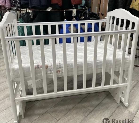 Продам детский манеж