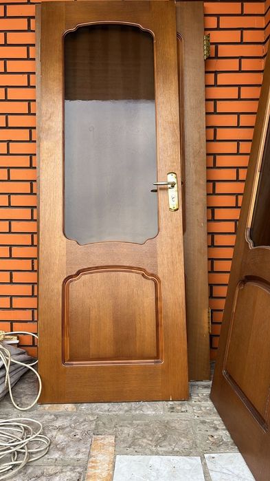 деревянные двери