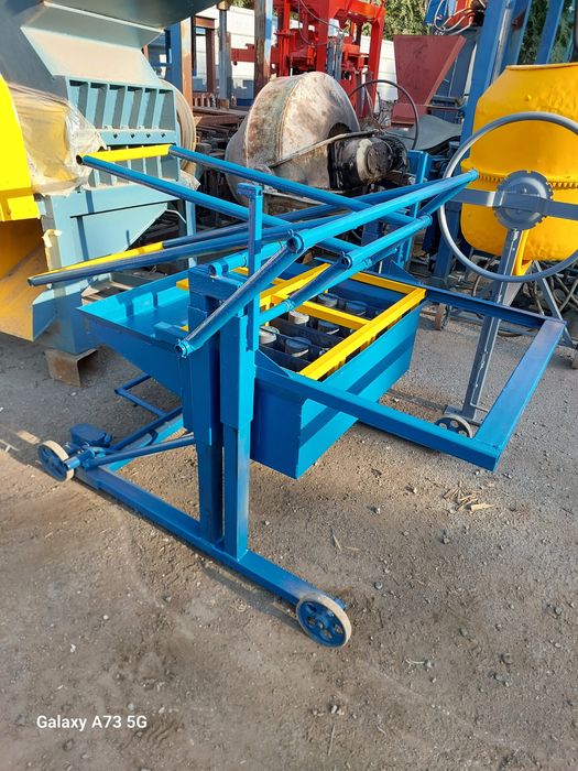 Станок для производства сплитерных блоков